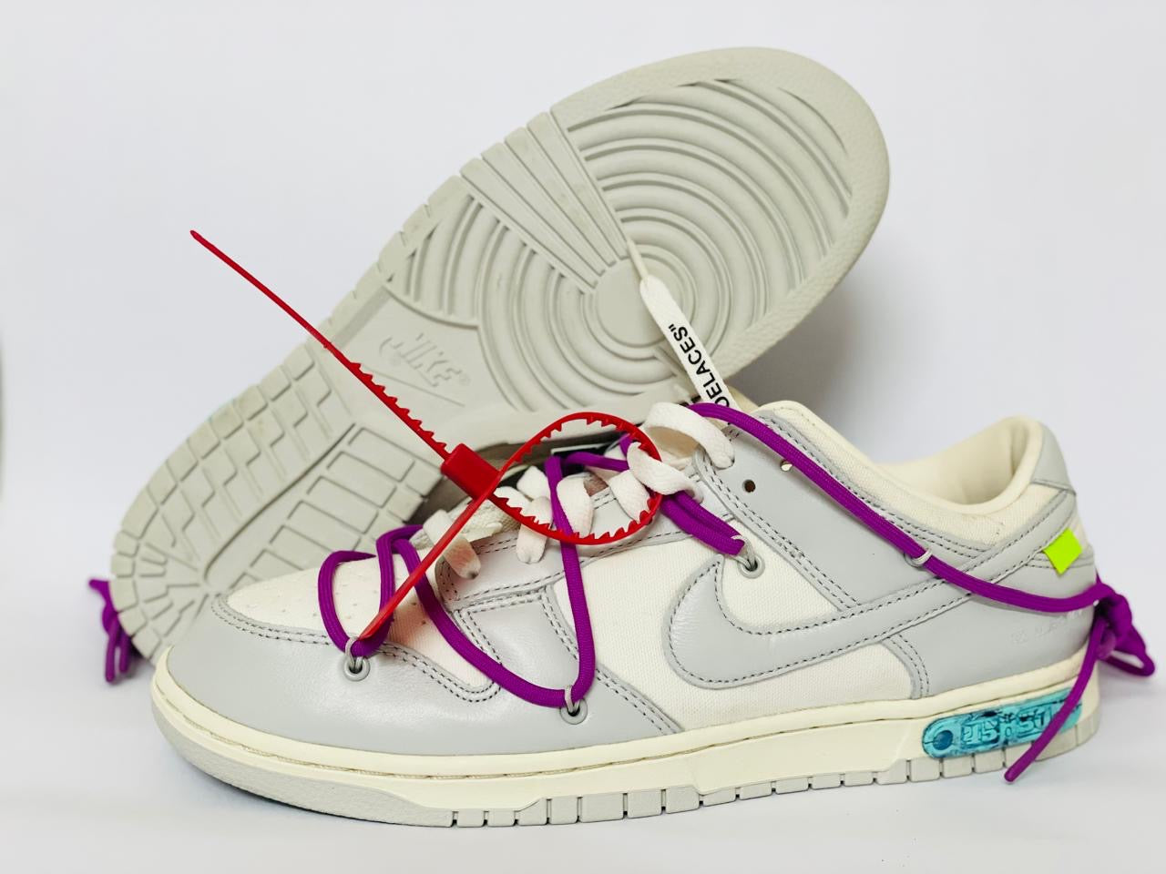 OFF-WHITE LOT 45/50
